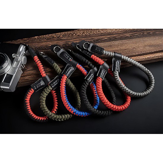 Paracord & accessories  Always tested and in stock