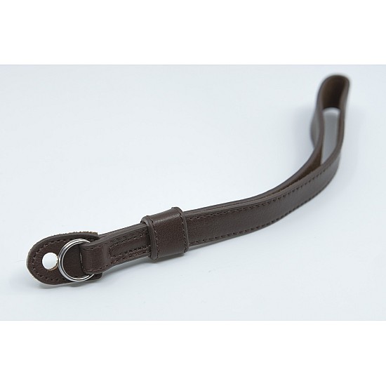 Brown leather wrist strap with ring connection by Cam-in