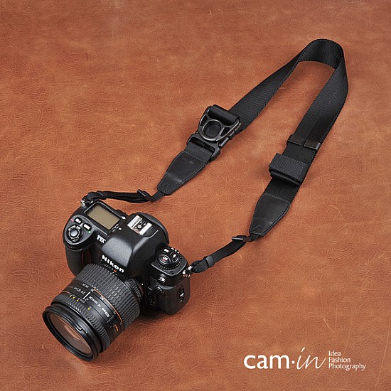 Black adjustable 'Ninja' Camera Strap by Cam-in