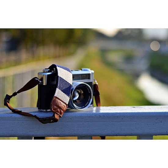 Bluey - Neoprene backed DSLR camera strap by iMo