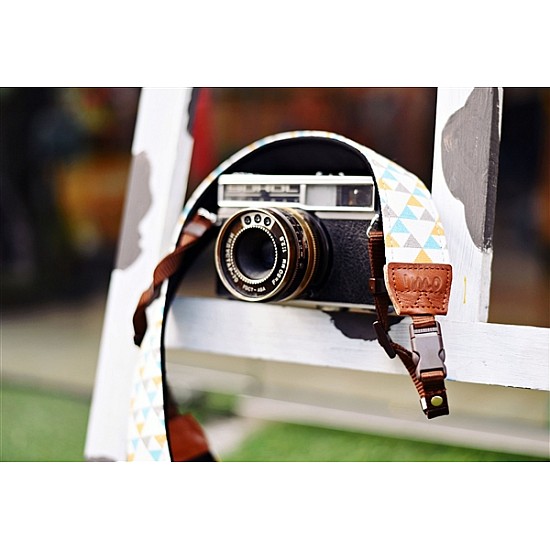 Triangle - Neoprene backed DSLR camera strap by iMo
