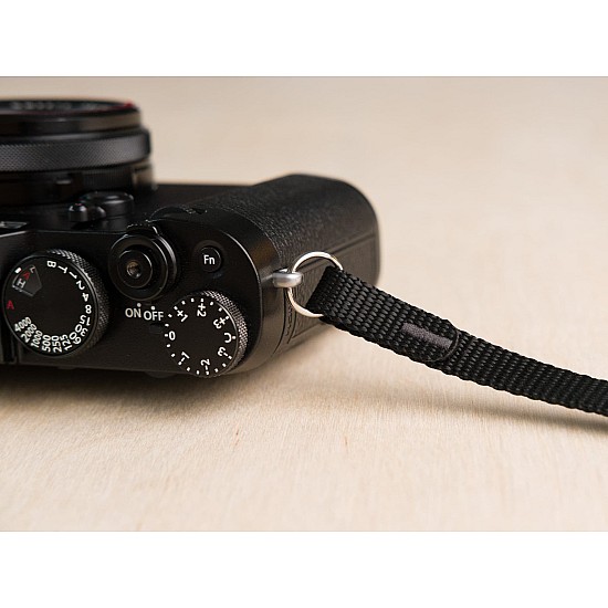 Black F1ultralight Camera Strap by Simplr